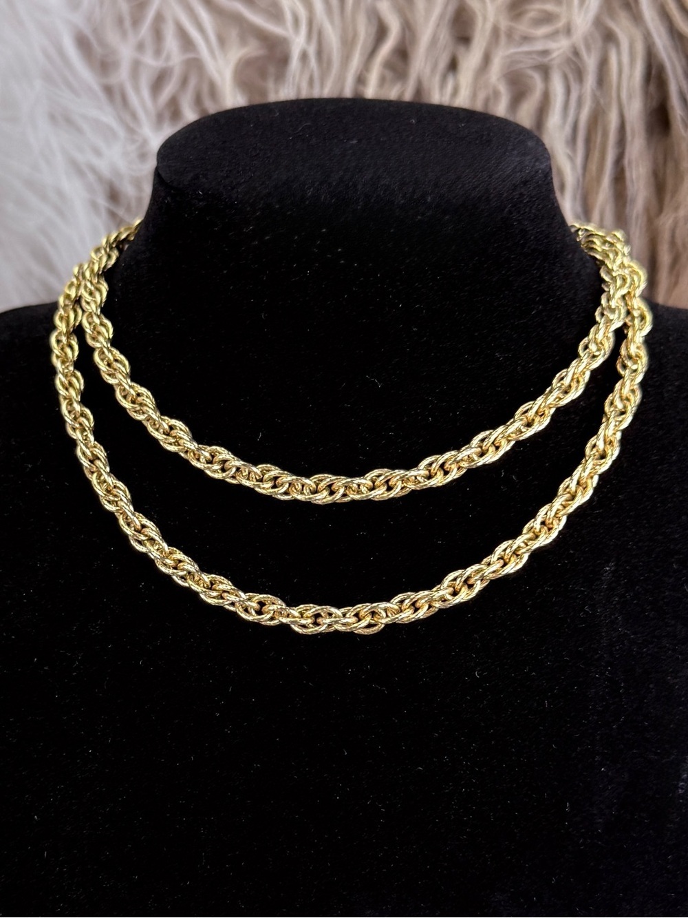 Vintage Whiting Davis goldtone long chain weighted necklace
